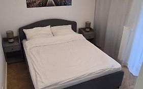 Bohema Praga - New Lux Apartment Near Metro And With Bedroom